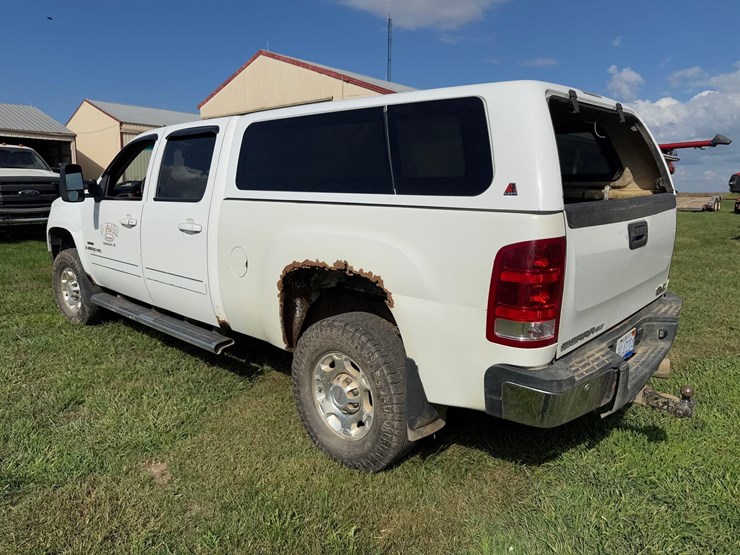 2009-gmc-2500-image-7