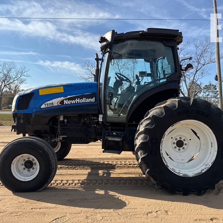 NEW HOLLAND TS115A