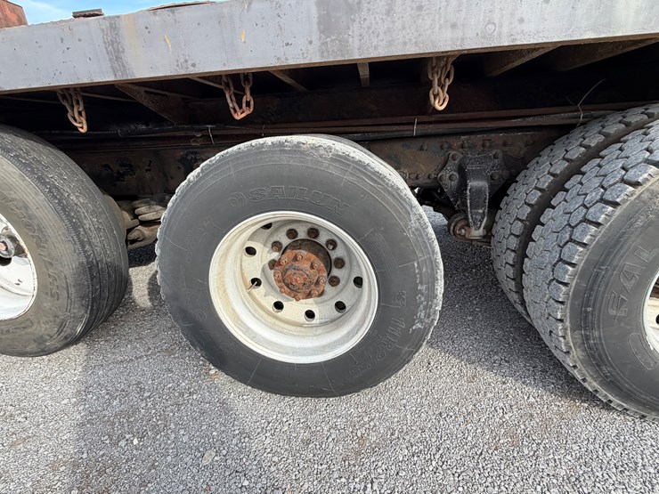 national-1100-image-10