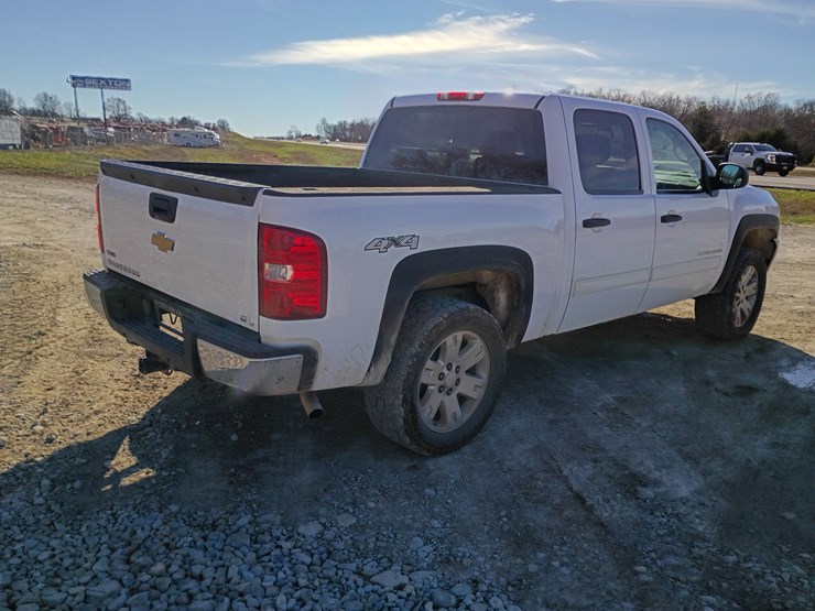 chevrolet-silverado-1500-image-9