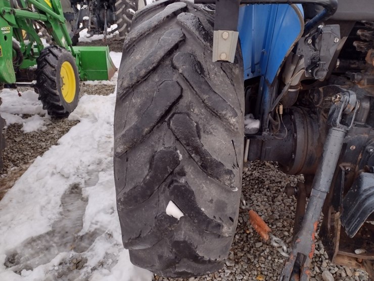 new-holland-tn70a-image-19