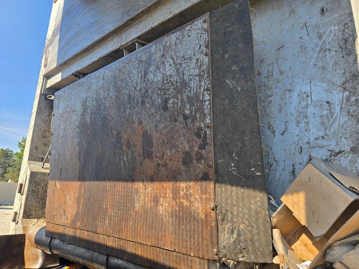 2007-mack-le613-image-87