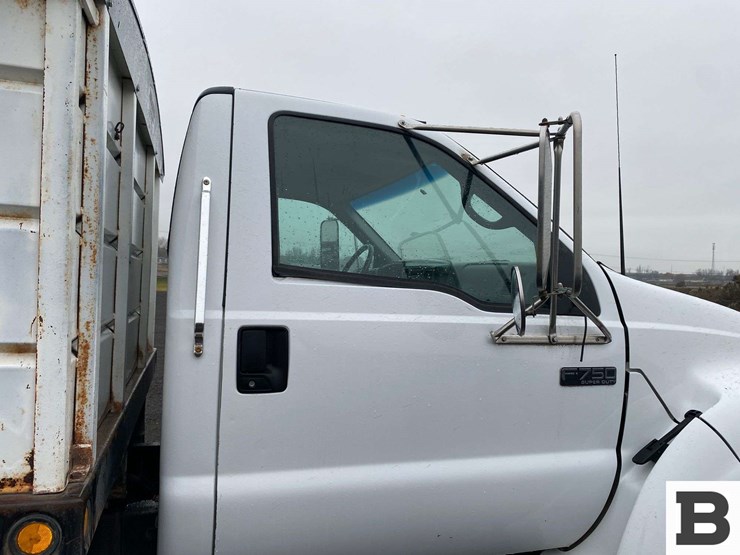 2006-ford-f750-image-38