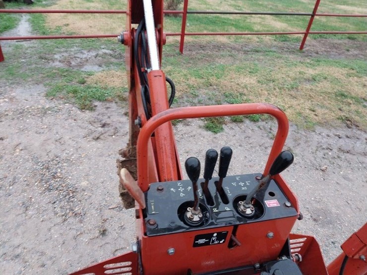 ditch-witch-3700-image-13