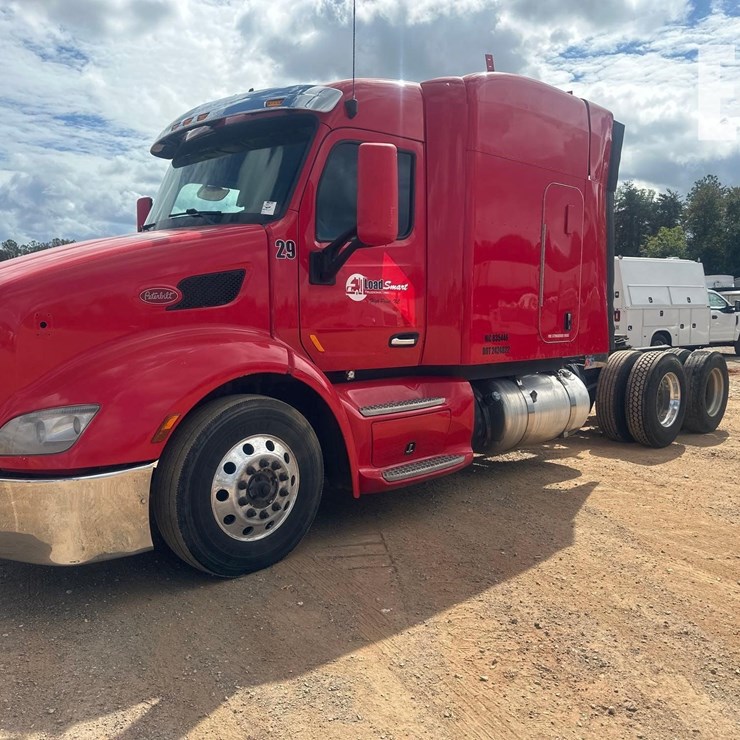 2016 PETERBILT 579