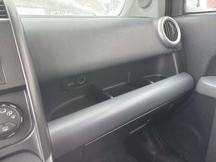 2004-honda-element-image-25