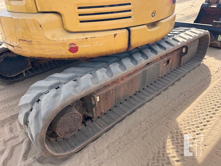 caterpillar-305e2-cr-image-14