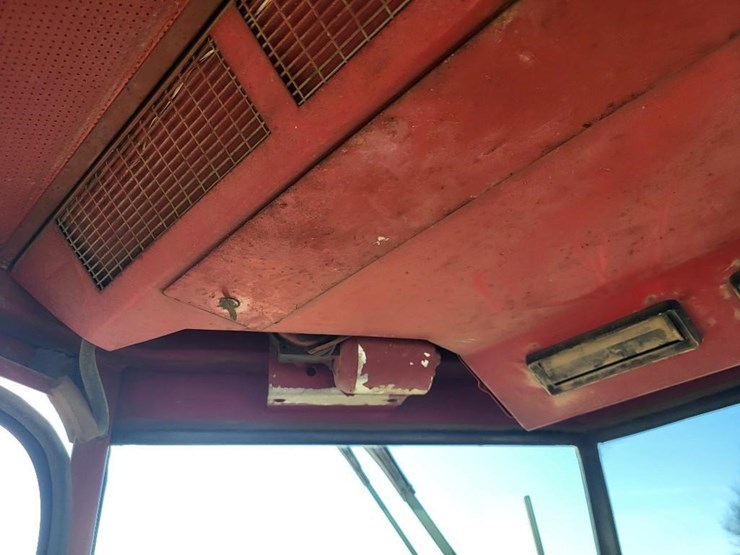 white-2-105-image-71