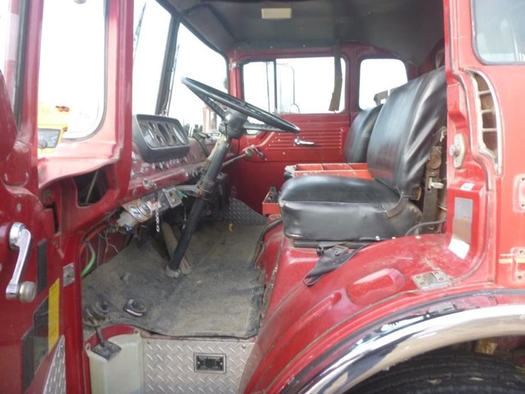 1986-ford-f8000-image-13