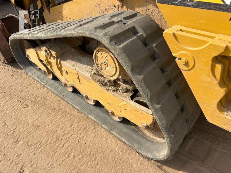 2019-caterpillar-259d-image-22