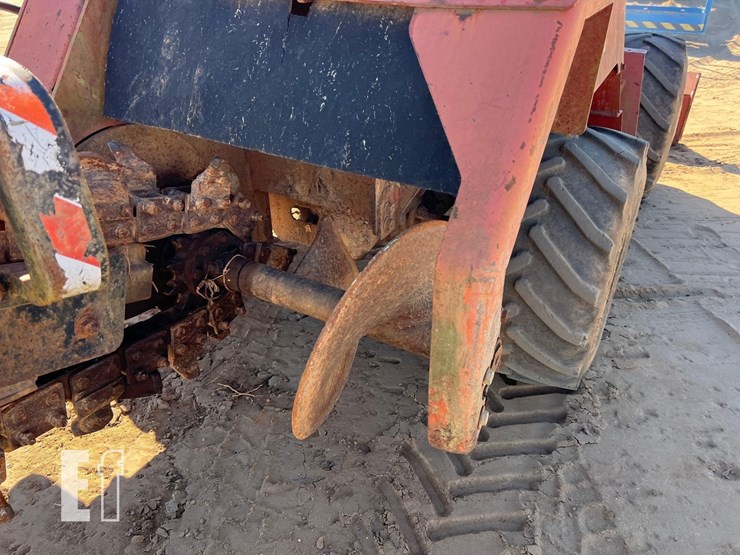 2004-ditch-witch-3700-image-13