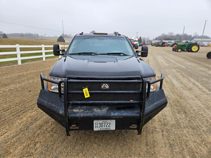 2008-chevrolet-3500-image-8