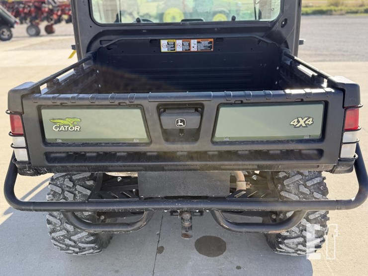 john-deere-gator-xuv-835m-image-4