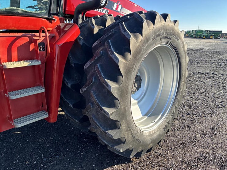 case-ih-steiger-335-image-56
