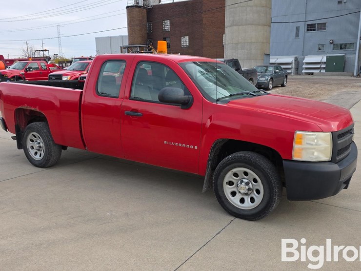 chevrolet-silverado-1500-image-3