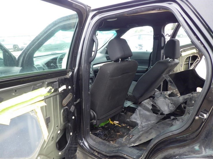 2019-ford-explorer-image-7