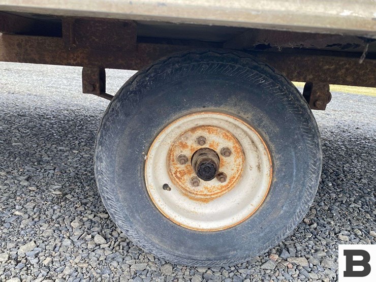 1995-trail-aire-utility-trailer-image-16