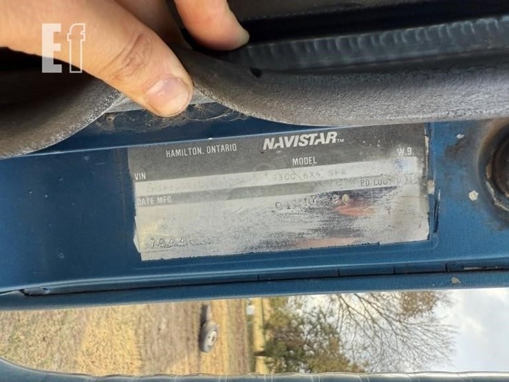 international-9300-image-25