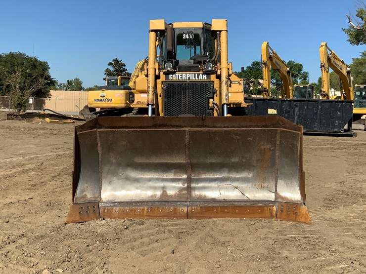 2000-caterpillar-d6r-xl-image-2