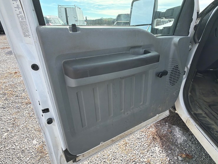 ford-f250-xl-image-20