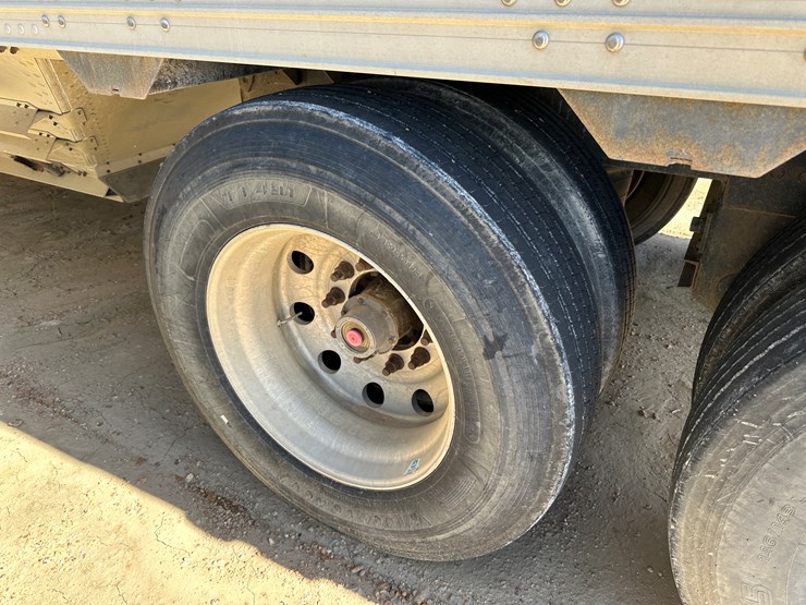 2014-timpte-hopper-bottom-image-7