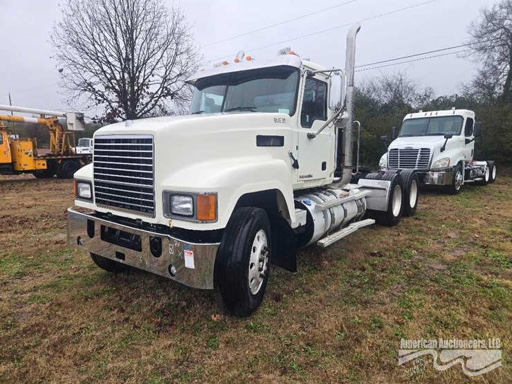 2017-mack-chu613-truck,-vin-#-1m1an07y2hm026069-image-6