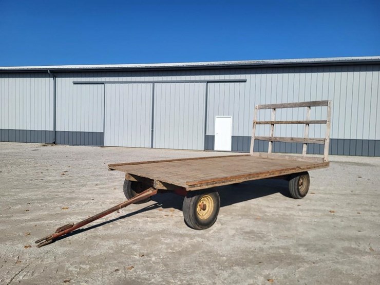 hay-wagon-w/running-gear-image-1