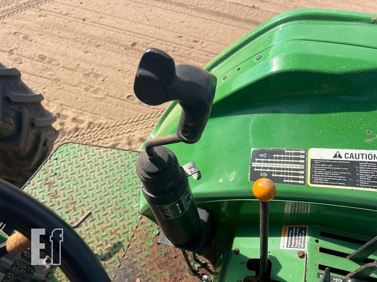 john-deere-6115d-image-25