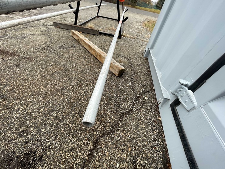 #6069-•-(1)-6061-aluminum-pipe-stock-(cont)-image-1