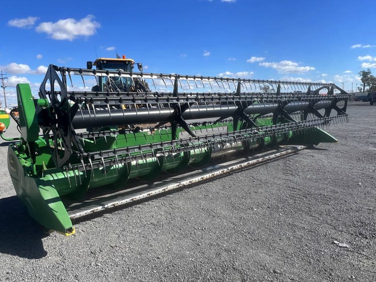 2012-john-deere-625f-image-12