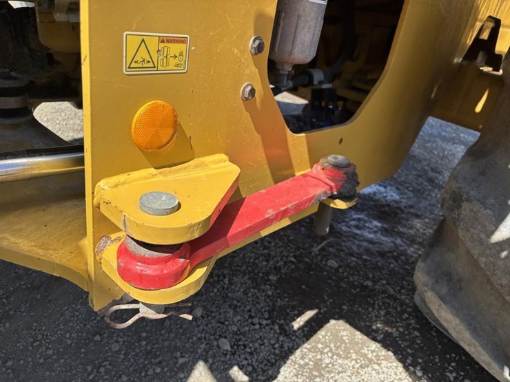 2019-caterpillar-930m-image-23