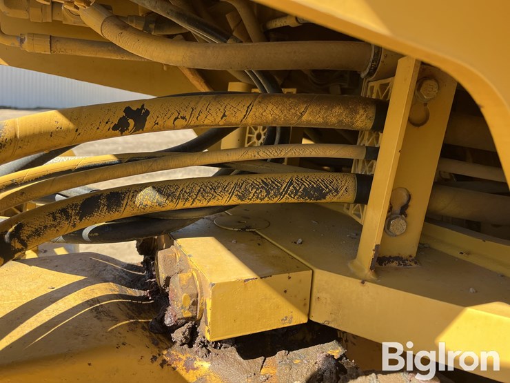 caterpillar-cp-433e-image-14