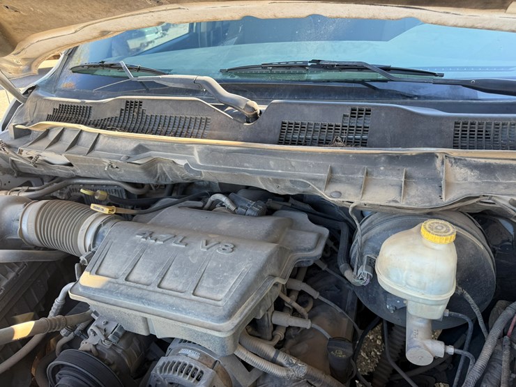 dodge-ram-1500-image-12