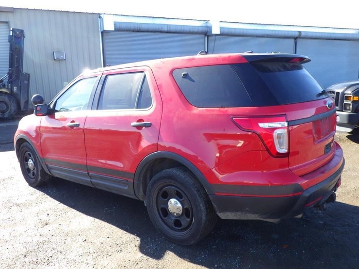 2013-ford-explorer-image-4