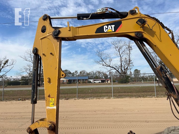 caterpillar-305e2-cr-image-21