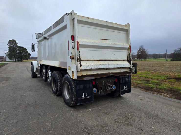 peterbilt-367-image-19