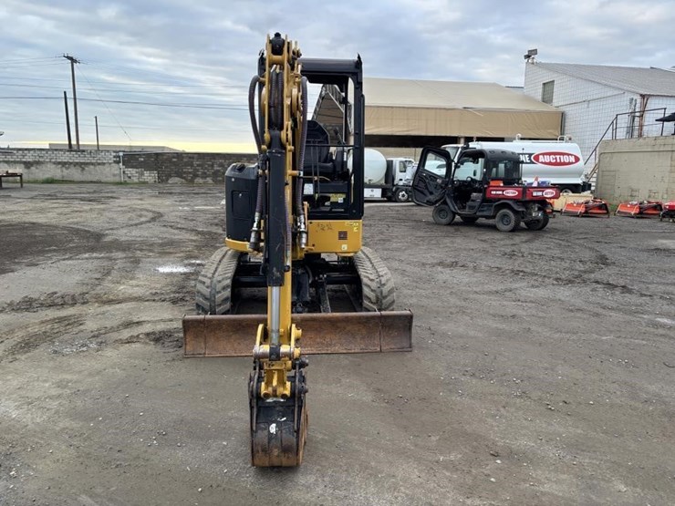 2022-caterpillar-302.7cr-image-6