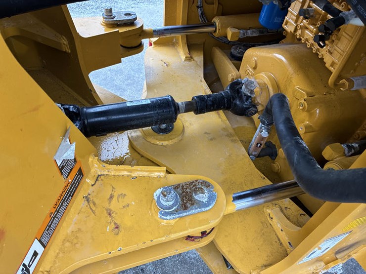 john-deere-624-image-48