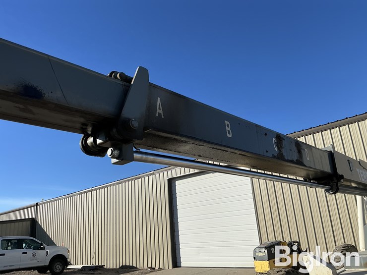 2004-terex-th842-image-13