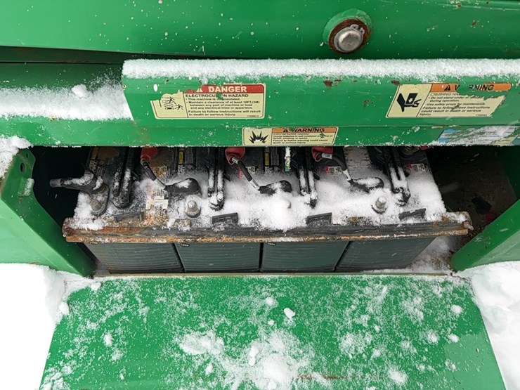 2015-jlg-3248rs-image-3