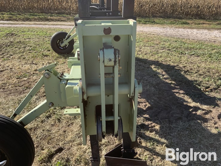 2013-orthman-12r30”-hiller-image-18