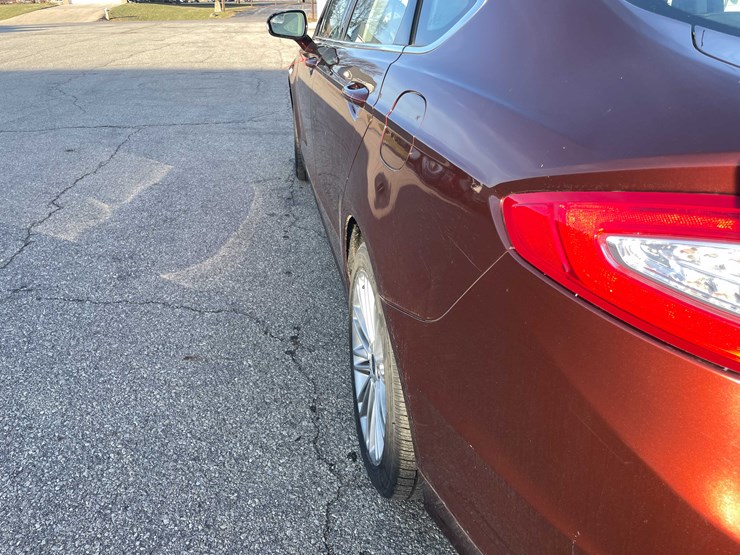 #1388-•-2015-ford-fusion-(has-wi-title)-(of)-image-37