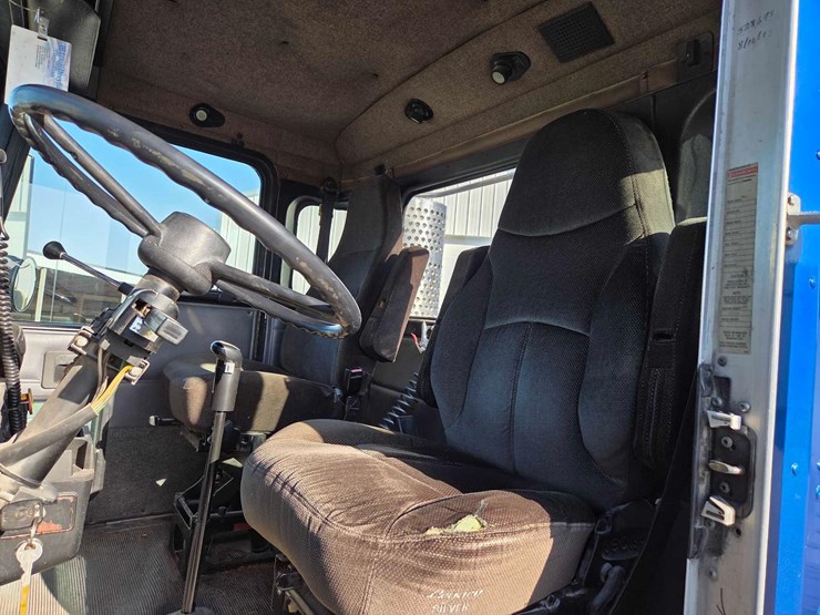 kenworth-t800-image-49