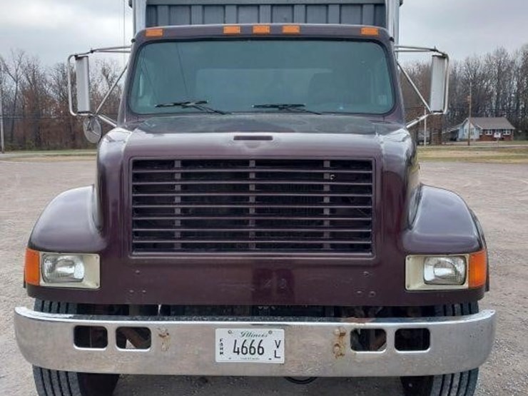 international-4700-image-2