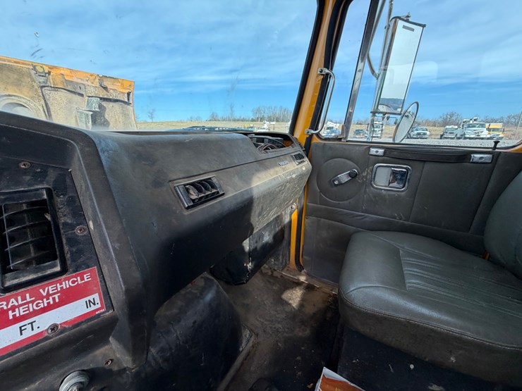 1999-caterpillar-3306-image-37