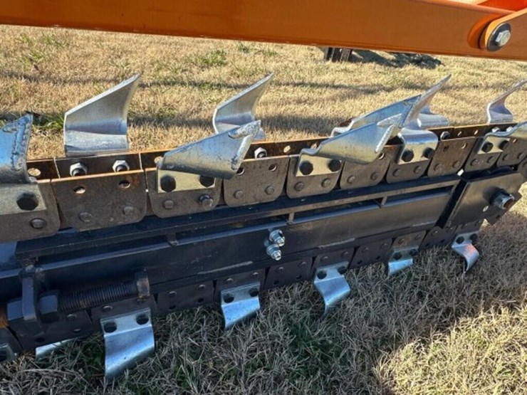 2025-wolverine-hydraulic-skid-steer-trencher-image-5