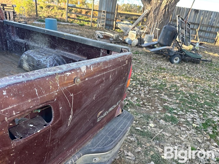 2002-chevrolet-silverado-1500-image-20