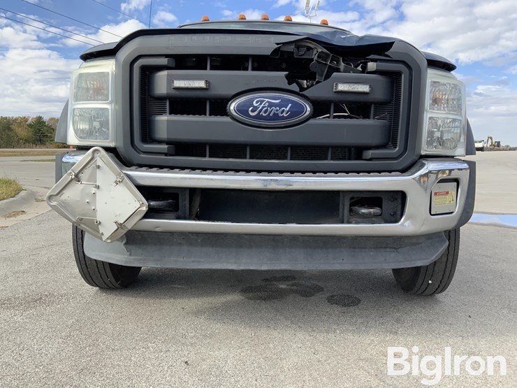ford-f550-image-9