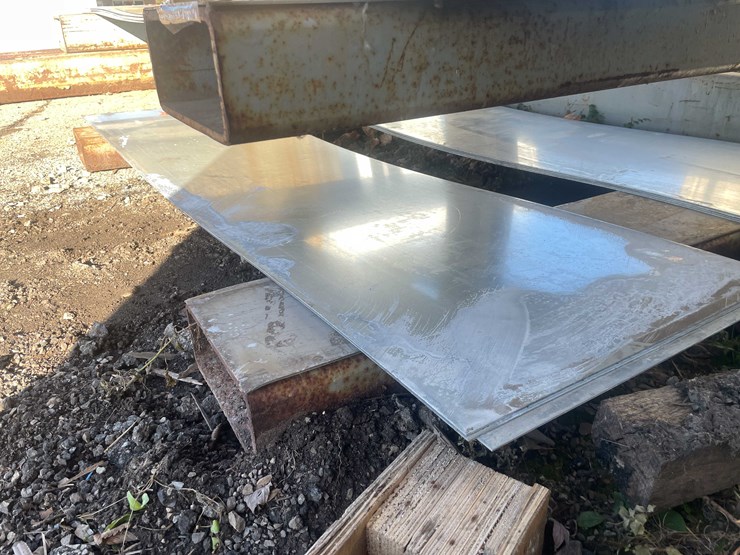#6008-•-(3)-steel-sheet-stock-(shed)-image-3