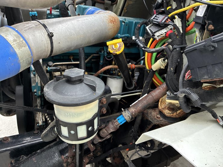 case-ih-7400-image-77